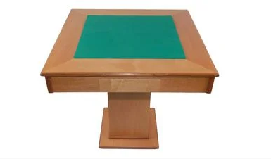 Mesa para Jogos de Cartas Quadrada